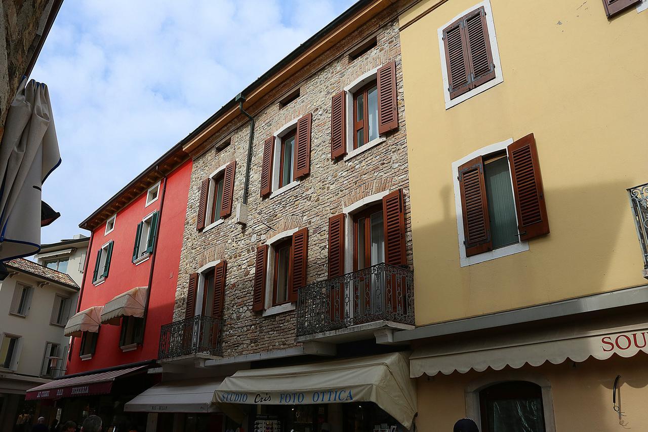 Aurora Sirmione Appartamenti Екстериор снимка