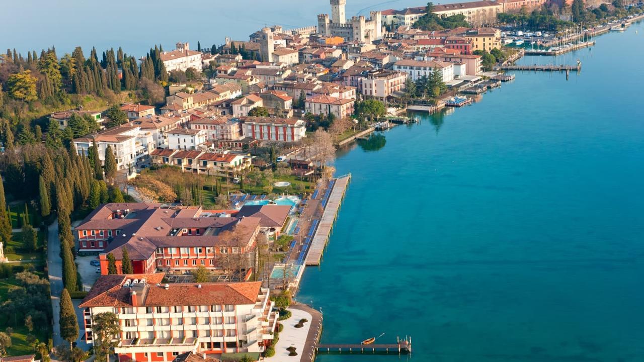 Aurora Sirmione Appartamenti Екстериор снимка